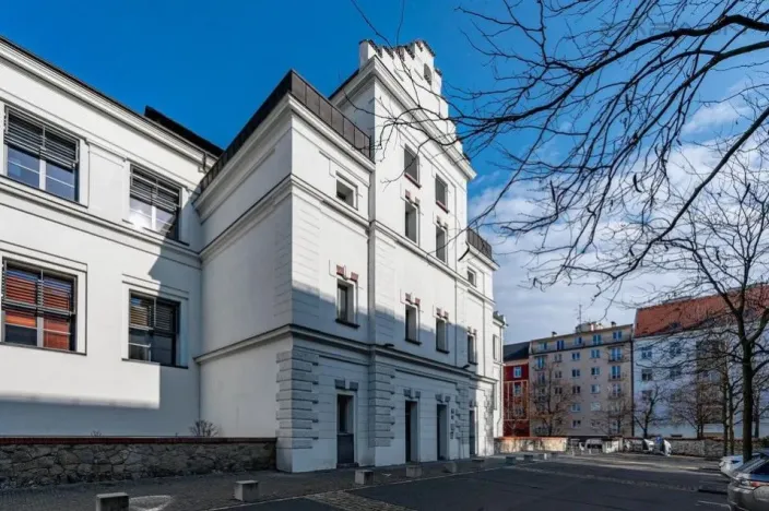 Pronájem bytu 2+kk, Praha - Holešovice, Na Maninách, 115 m2