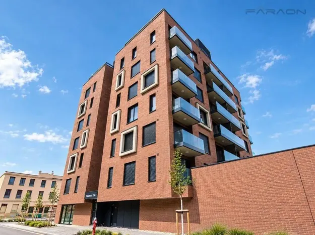 Pronájem bytu 2+kk, Praha - Karlín, Švarcova, 55 m2