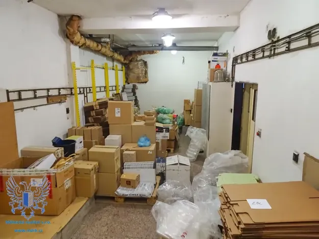 Pronájem skladu, Mělník, Vodárenská, 333 m2