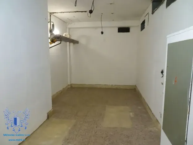 Pronájem skladu, Mělník, Vodárenská, 333 m2