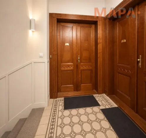 Pronájem bytu 2+kk, Praha - Nusle, Jaromírova, 44 m2