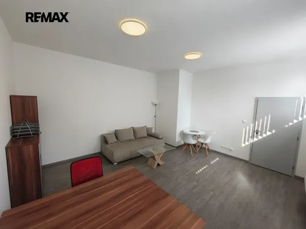 Pronájem kanceláře, Praha - Malešice, 65 m2