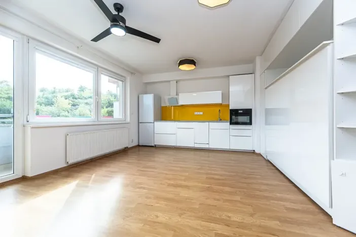 Prodej bytu 2+kk, Praha - Horní Měcholupy, Mantovská, 51 m2