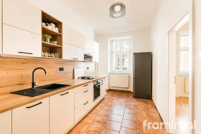 Pronájem bytu 3+1, Brno, Výstavní, 97 m2