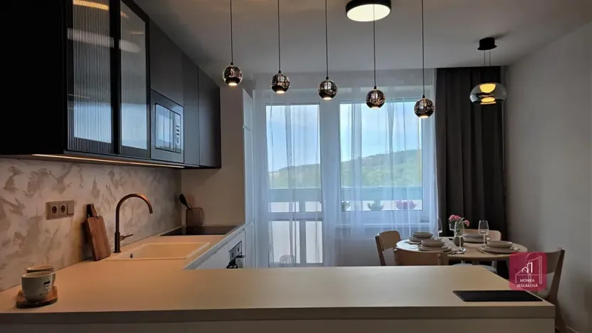 Prodej bytu 4+kk, Mokrá-Horákov, 72 m2