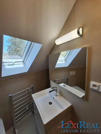 Prodej rodinného domu, Koleč, 150 m2