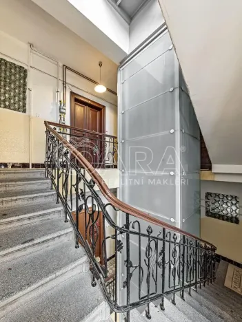 Pronájem bytu 2+kk, Praha - Vinohrady, Římská, 76 m2