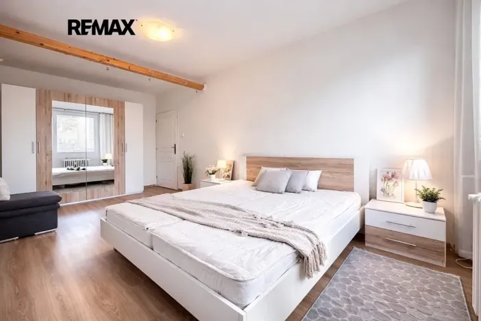 Pronájem bytu 4+kk, Praha - Vršovice, Kazašská, 107 m2