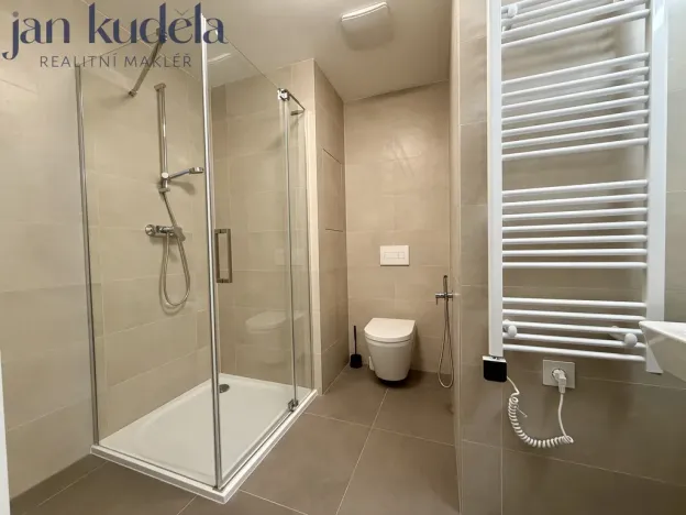 Pronájem bytu 1+kk, Brno, Hvězdová, 32 m2