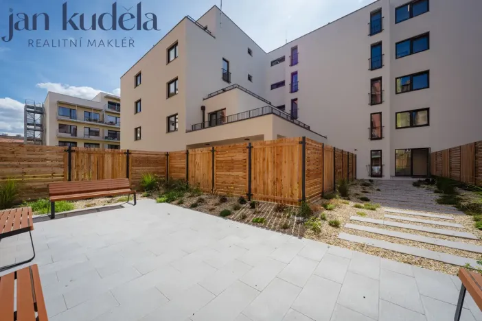 Pronájem bytu 1+kk, Brno, Hvězdová, 32 m2