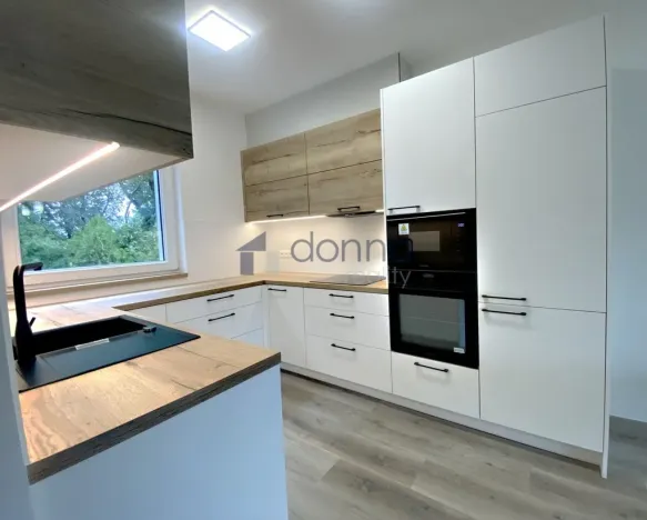 Pronájem rodinného domu, Praha, Žilovská, 176 m2