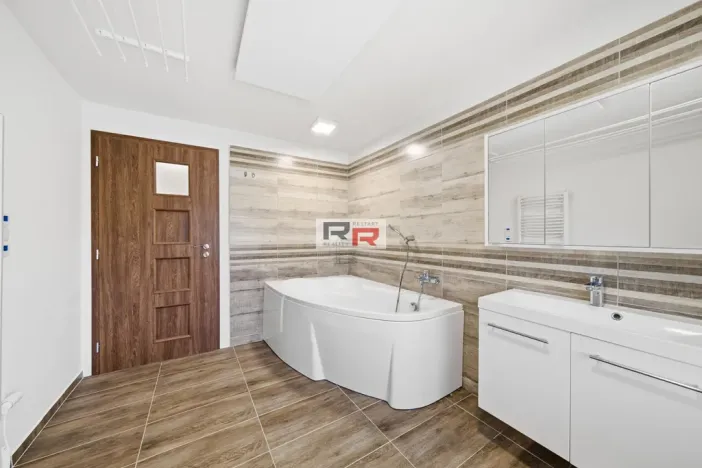 Prodej rodinného domu, Olomouc - Slavonín, Dykova, 289 m2