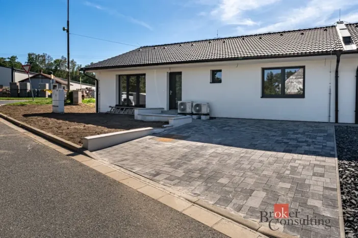 Prodej rodinného domu, Chvaletice, V Telčicích, 97 m2