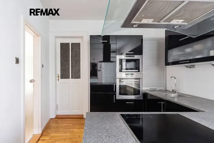 Prodej bytu 3+1, Praha - Nusle, Jaromírova, 80 m2