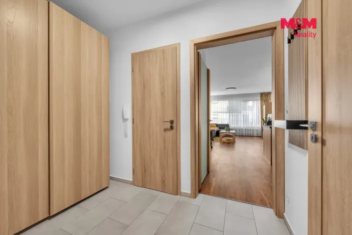Pronájem bytu 2+kk, Pardubice - Zelené Předměstí, Pod Vinicí, 58 m2