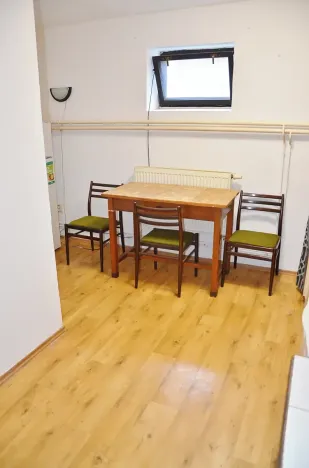 Pronájem bytu 1+1, Praha - Miškovice, Bendlova, 40 m2