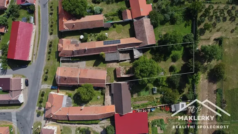 Prodej zemědělské usedlosti, Močovice, 168 m2