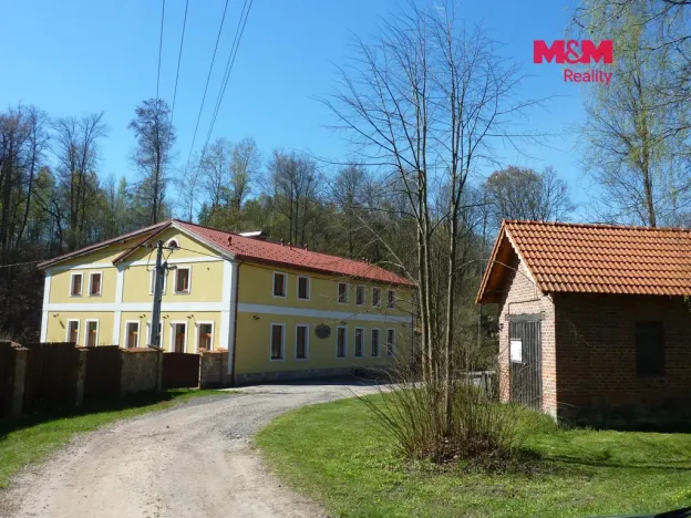 Prodej pozemku pro bydlení, Brzice, 1453 m2