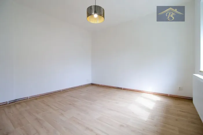 Pronájem bytu 1+1, Ústí nad Labem - Neštěmice, Železná, 57 m2