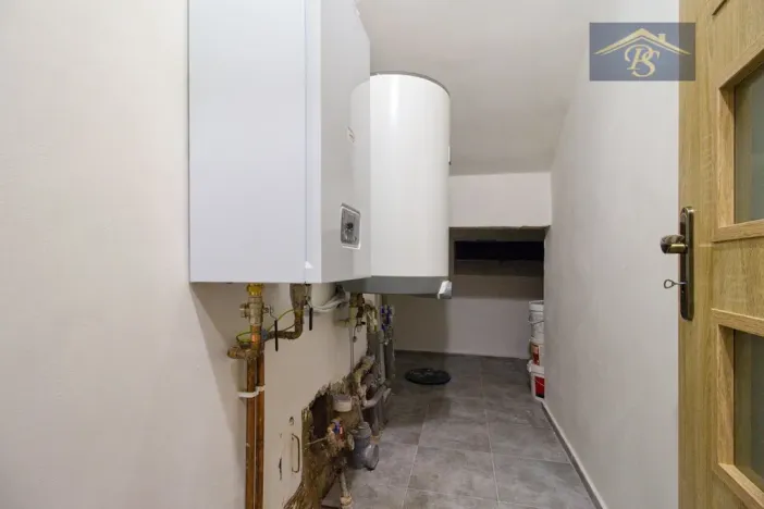 Pronájem bytu 1+1, Ústí nad Labem - Neštěmice, Železná, 57 m2
