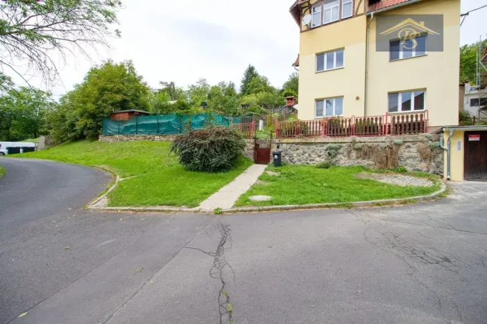 Pronájem bytu 1+1, Ústí nad Labem - Neštěmice, Železná, 57 m2