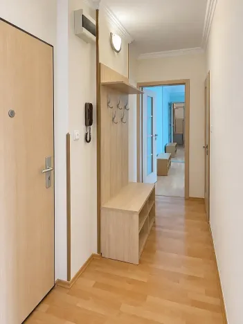 Prodej bytu 2+1, Praha - Libeň, Sokolovská, 51 m2