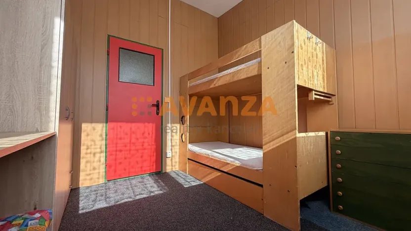 Prodej kanceláře, Děčín, Riegrova, 1200 m2