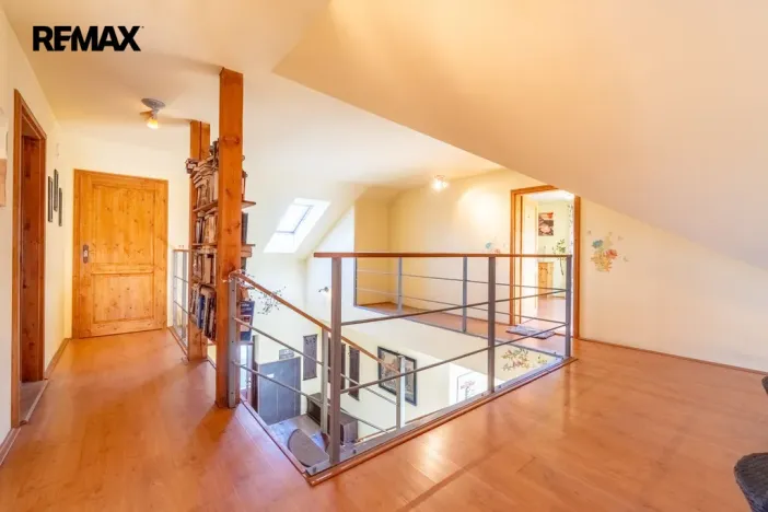 Prodej bytu 5+kk, Ondřejov - Třemblat, Výstavní, 286 m2