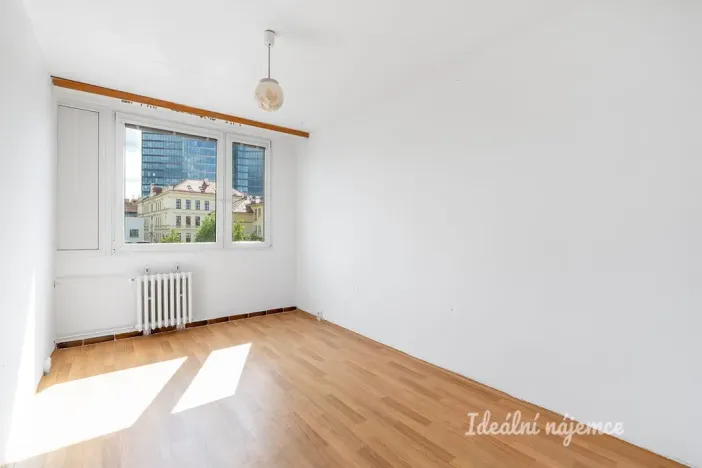 Pronájem bytu 2+kk, Praha, Ohradní, 42 m2