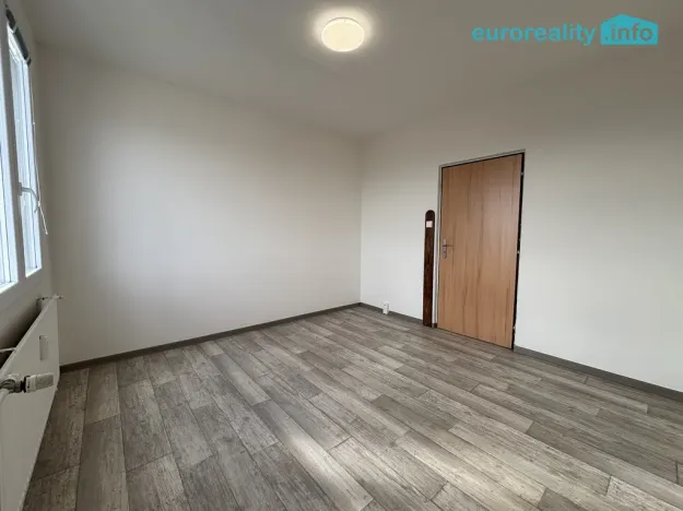 Prodej bytu 3+1, Plzeň, Břeclavská, 75 m2