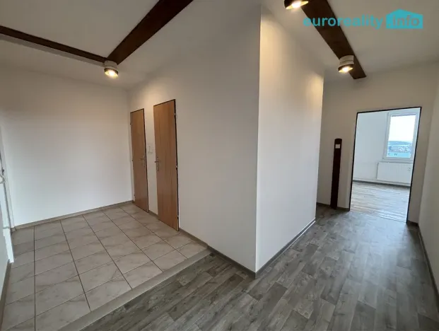 Prodej bytu 3+1, Plzeň, Břeclavská, 75 m2