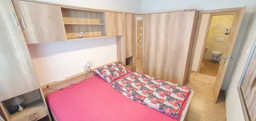 Pronájem bytu 2+kk, Mělník, Sportovní, 42 m2