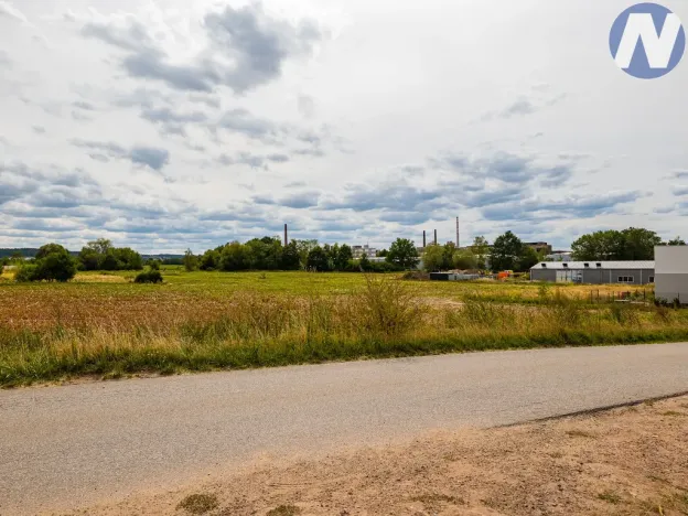 Prodej komerčního pozemku, Úsilné, 1700 m2