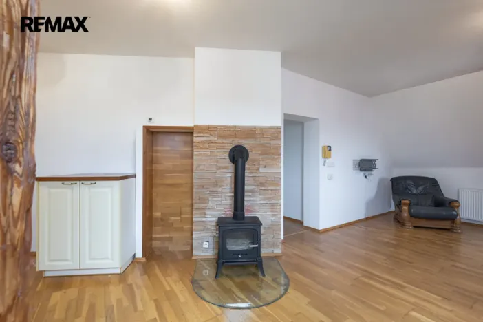 Pronájem bytu 2+kk, Litvínov - Chudeřín, Chudeřínská, 80 m2