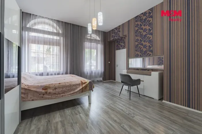 Prodej bytu 5+1, Karlovy Vary, nábřeží Jana Palacha, 340 m2