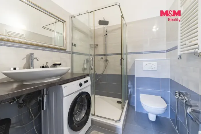 Prodej bytu 5+1, Karlovy Vary, nábřeží Jana Palacha, 340 m2