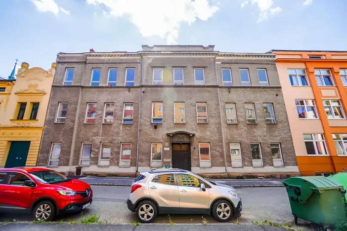 Prodej ubytování, Ostrava, Zákrejsova, 1254 m2