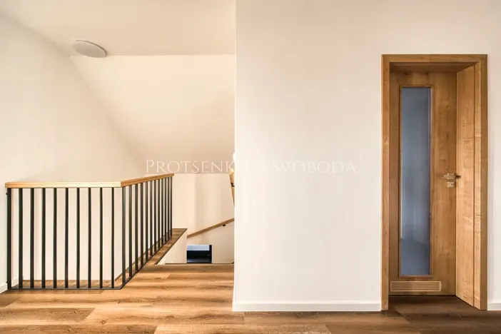Prodej rodinného domu, Kamenice nad Lipou, Dobšova, 215 m2