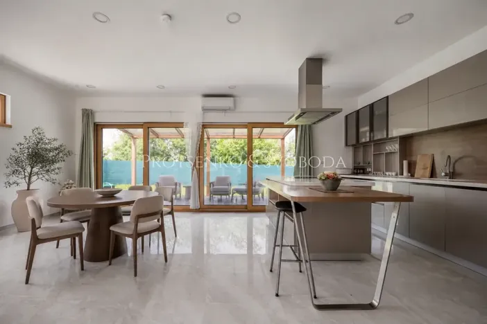 Prodej rodinného domu, Vysoký Újezd, U Rybníčka, 342 m2