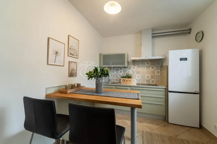 Prodej bytu 2+kk, Praha, Pastevců, 59 m2