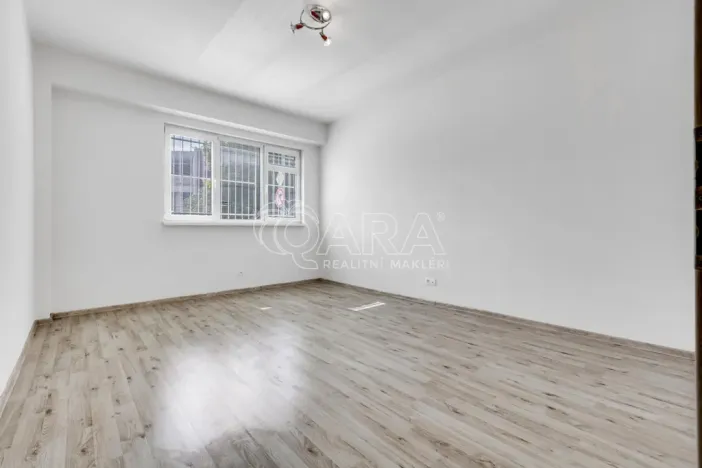 Prodej bytu 4+1, Praha - Vršovice, Vladivostocká, 86 m2