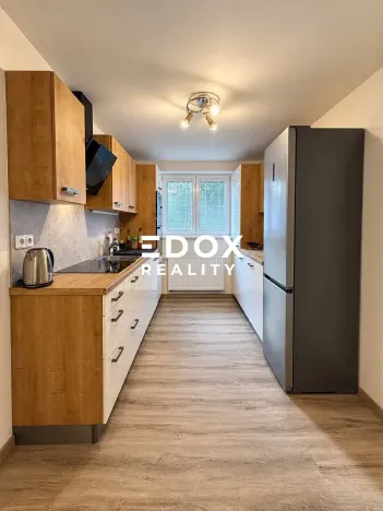 Prodej bytu 2+1, Praha - Běchovice, Do panenek, 56 m2