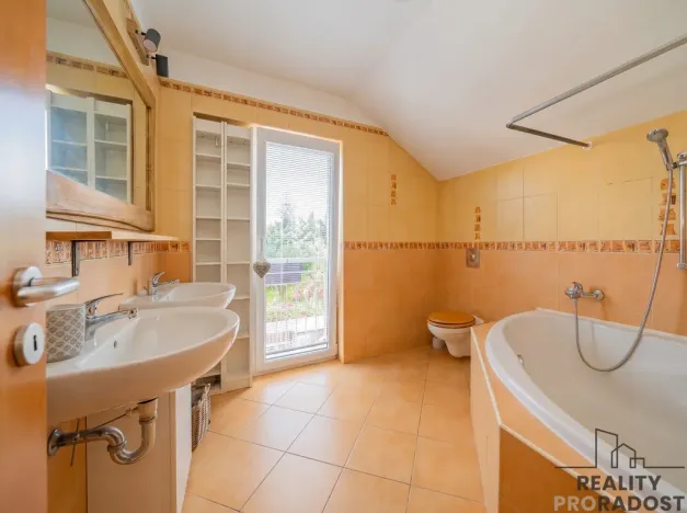 Prodej rodinného domu, Bašť, Měšická, 123 m2
