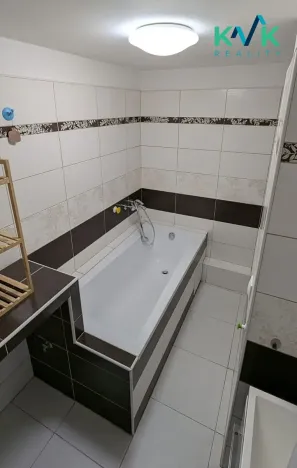 Pronájem bytu 2+1, Karlovy Vary, Školní, 63 m2