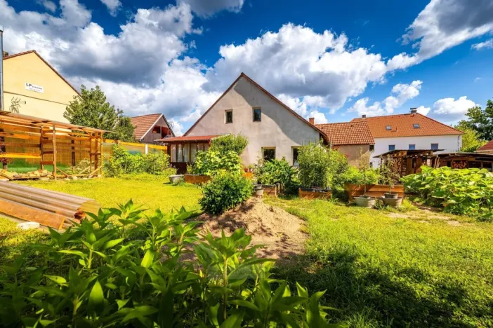 Prodej rodinného domu, Všemyslice - Neznašov, 90 m2