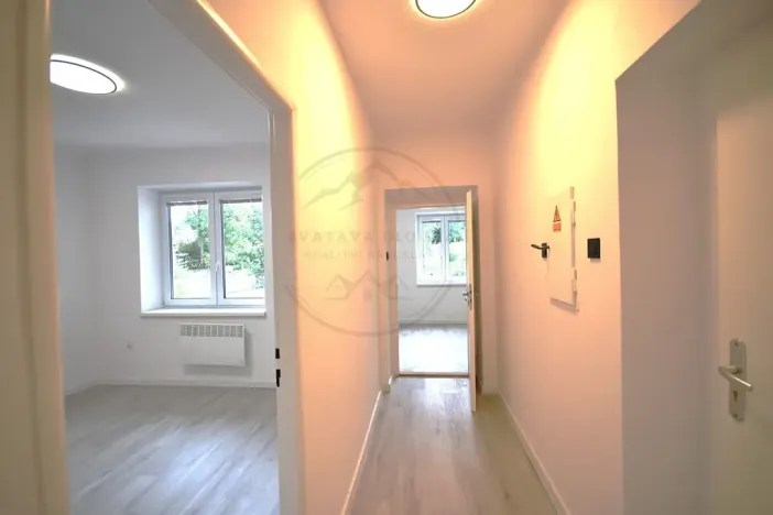 Prodej bytu 1+1, Lipová-lázně, 32 m2