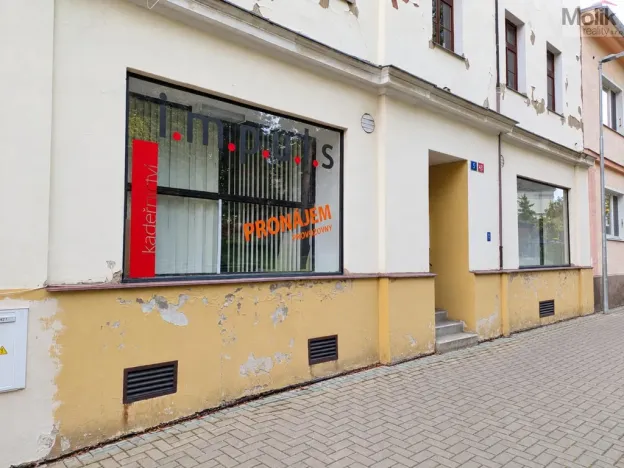 Pronájem obchodního prostoru, Krupka, Poštovní, 39 m2