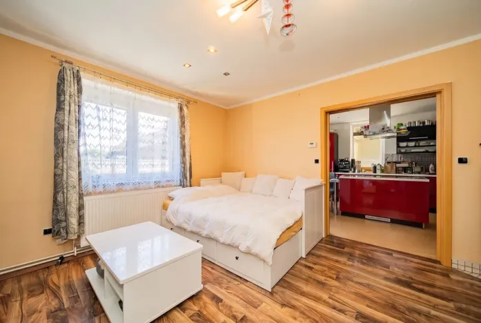 Prodej rodinného domu, Žáky, 130 m2