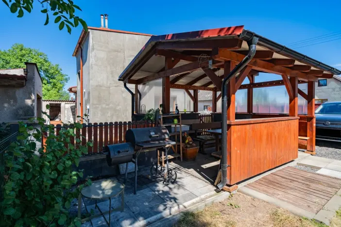 Prodej rodinného domu, Žáky, 130 m2