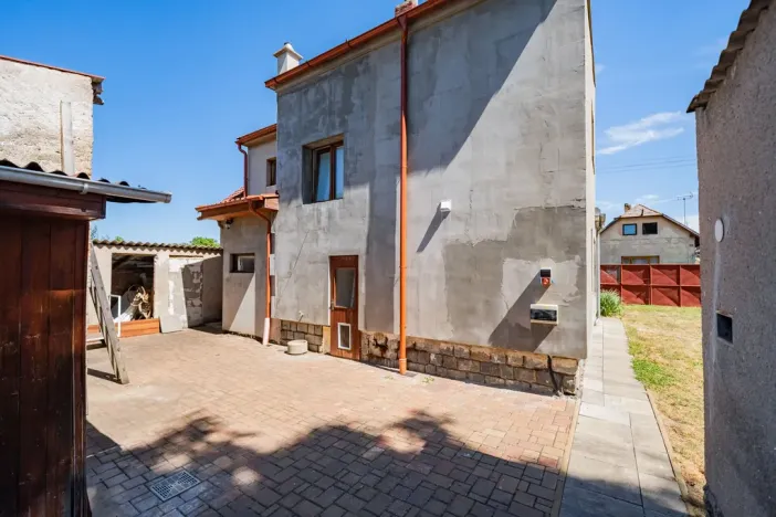 Prodej rodinného domu, Žáky, 130 m2
